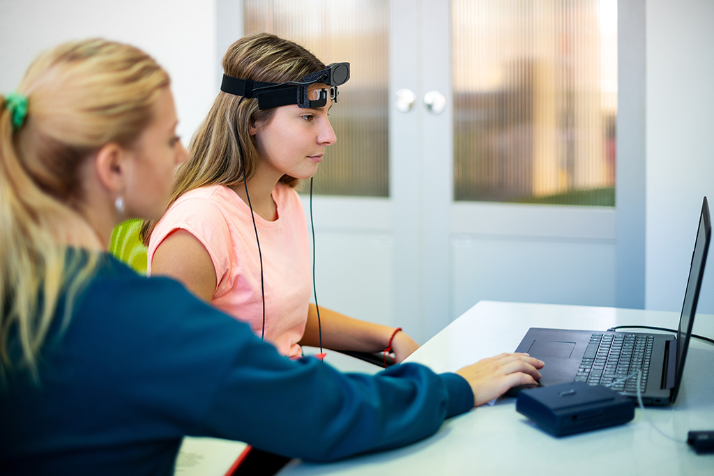 Neurofeedback EEG For Measuring Brain Waves